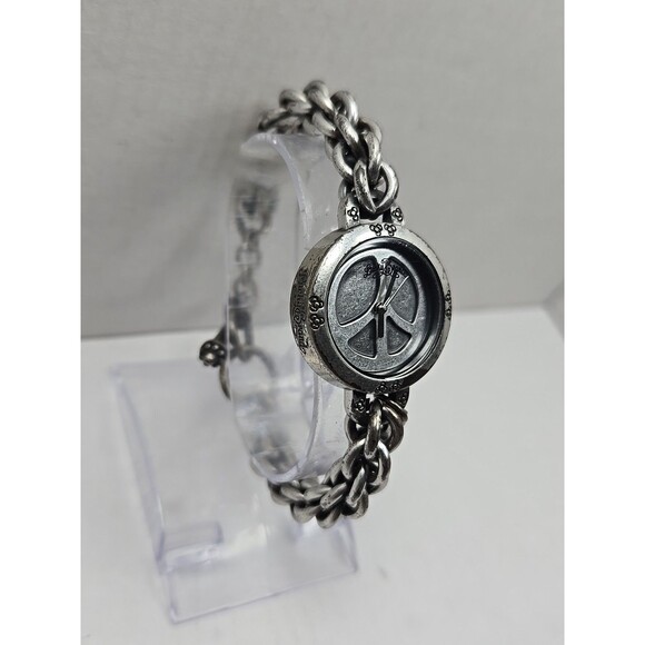 Lucky Brand Peace Sign Chain Bracelet Watch Quartz New Battery Silver Womens - Picture 3 of 12